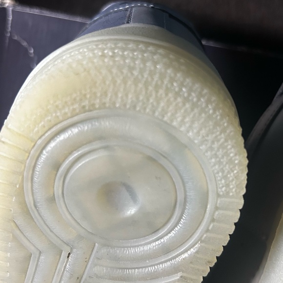 Air Force 1 size 11 Beautiful!!! - Picture 3 of 11